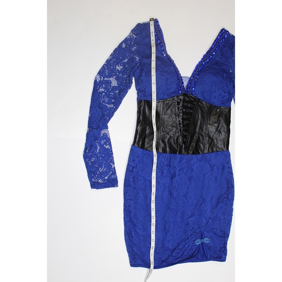 Floral Lace Bodice Solid Dress - Picture 9 of 11